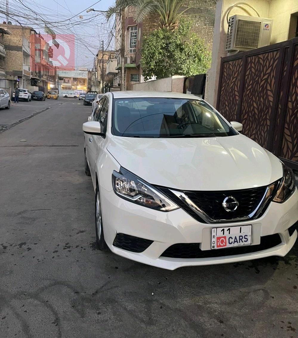 نیسان سێنترا